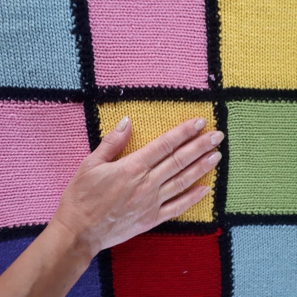 Multicoloured Knit Blanket - Picture 4 of 5